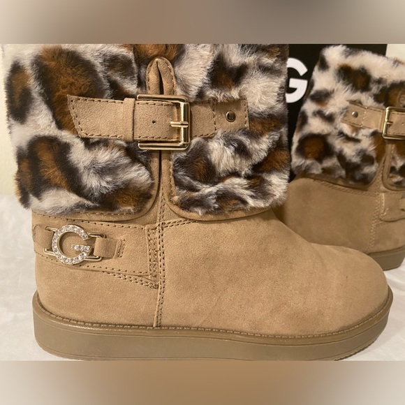 🎉HP🎉 SEXY BOOTS GBG Guess Los Angeles Aleya Leopard Fur Animal Print 6.5 - Picture 2 of 10